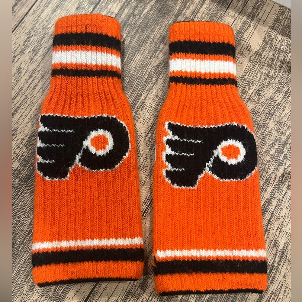 Philadelphia Flyers Orange and Black Knit Bottle Covers